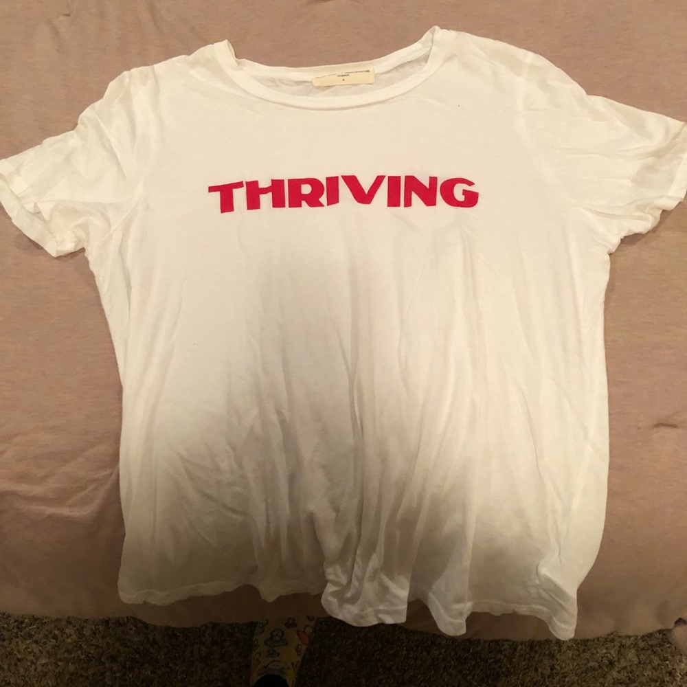 Thriving tee